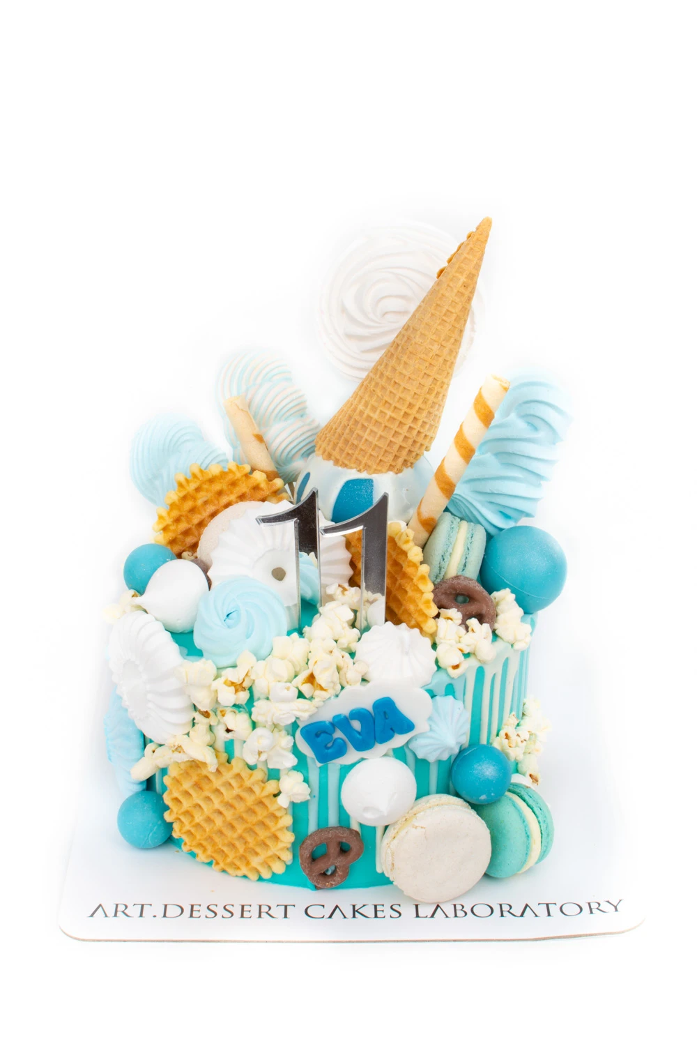 Tort cu Dulciuri pentru Eva